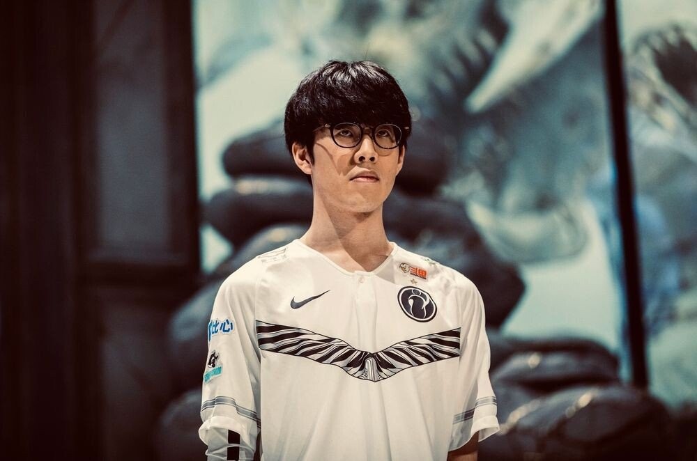 球队中扮演 球队中扮演